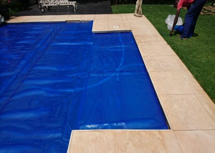 www.pool-covers.co.za pool solar blankets